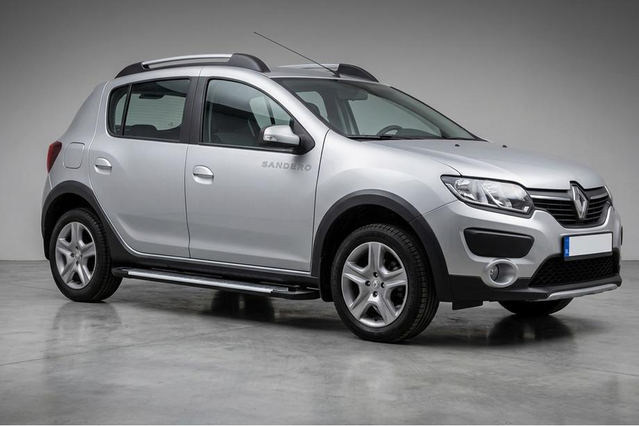 Dacia Sandero 2013-2020 гг. Боковые Подножки Line (2 шт., Алюминий) Image