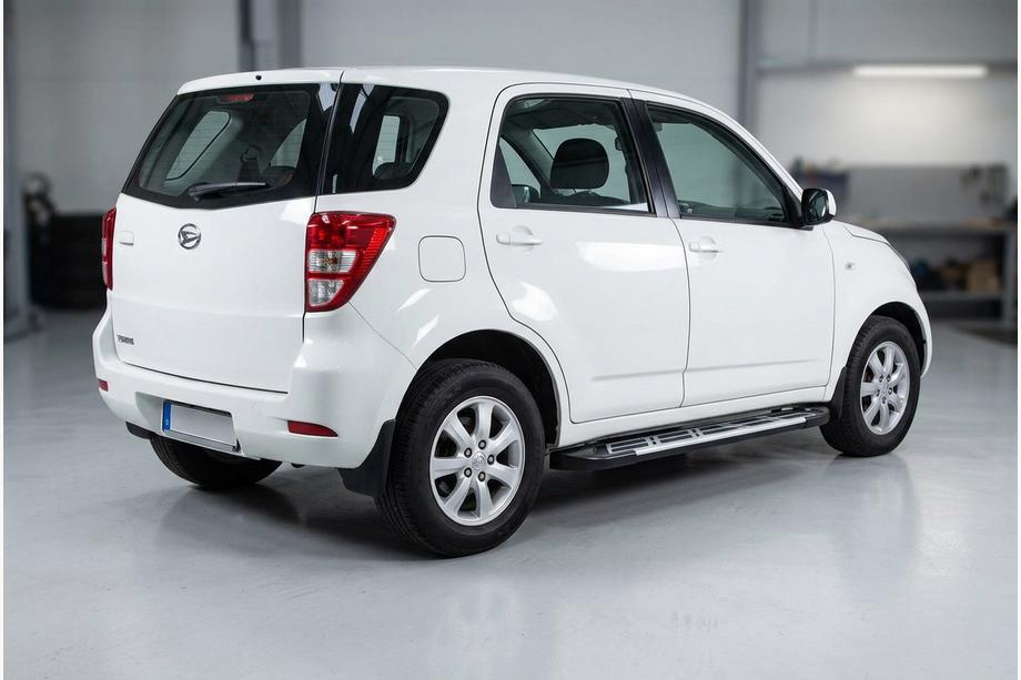 Daihatsu Terios 2006-2017 гг. Боковые Подножки Sunrise (2 шт., Алюминий) Image