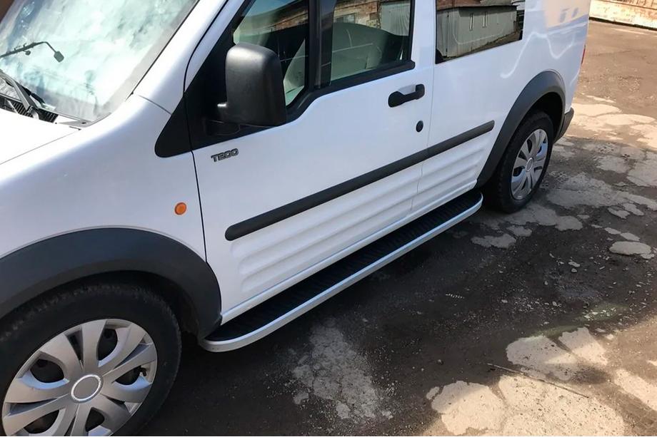 Ford Connect 2002–2006 гг. Боковые Подножки Tayga (2 шт., Алюминий) Макси База Фото 2