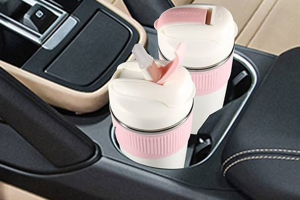 Как выбрать термокружку в салоне машины?