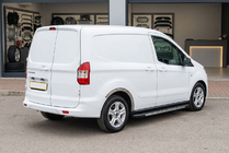 Ford Courier 2014-2023 гг. Боковые Подножки Duru (2 шт., Алюминий) фото 1