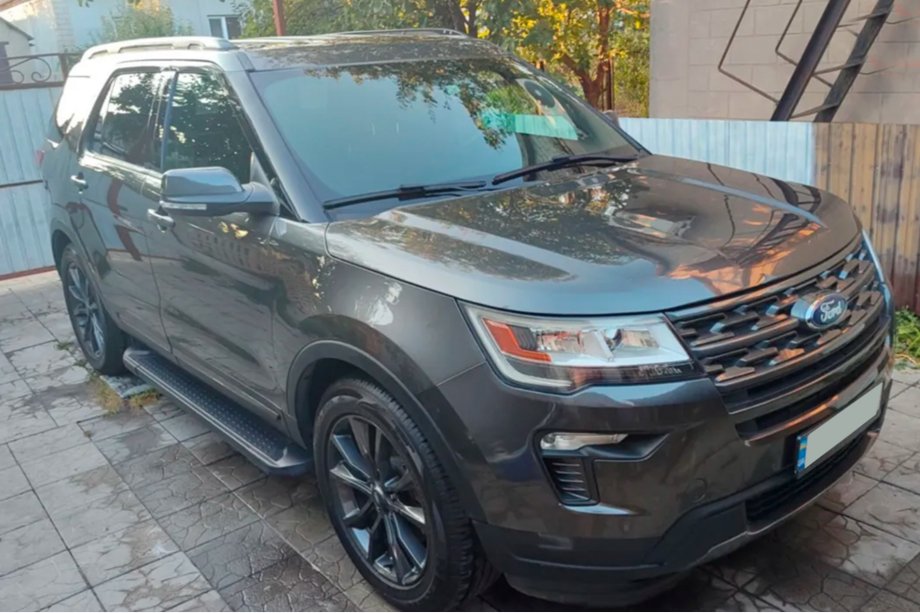 Ford Explorer 2011-2019 гг. Боковые Подножки Allmond Black (2 шт., Алюминий) Image
