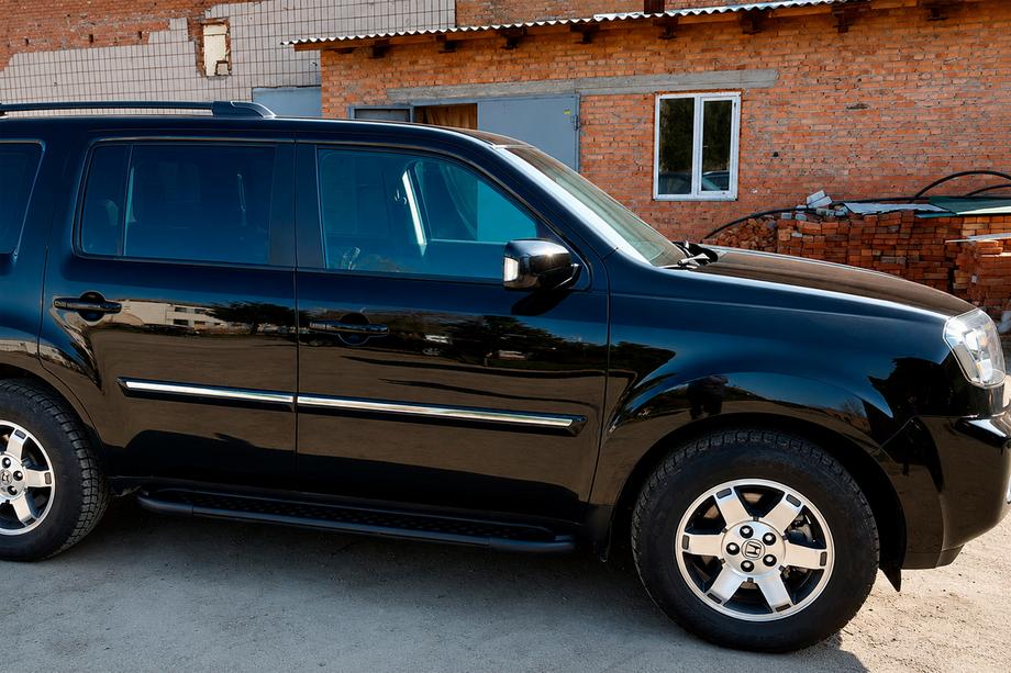 Honda Pilot 2008-2015 гг. Боковые Подножки Allmond Black (2 шт., Алюминий) Фото 3