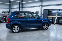 Hyundai Tucson JM 2004- гг. Боковые Подножки Line (2 шт., Алюминий) фото 1