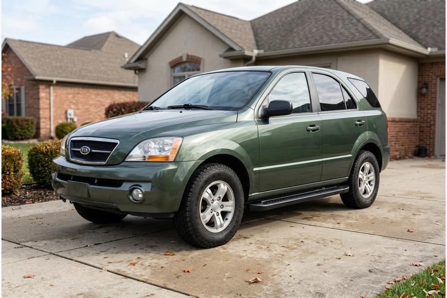 Kia Sorento I BL 2002-2009 гг. Боковые Подножки Allmond Black (2 шт., Алюминий) Image