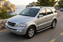 Kia Sorento I BL 2002-2009 гг. Боковые Подножки Maydos V1 (2 шт., Алюминий и Нержавейка) фото 1