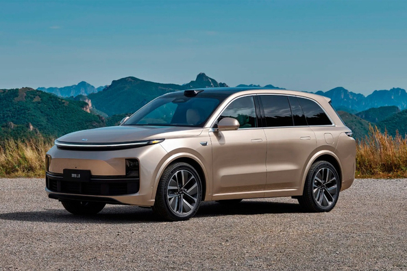 Обзор кроссовера Li L8: Характеристики, комплектации, фото