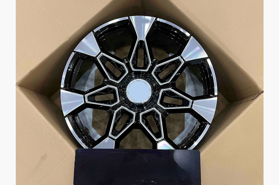 BMW XM G09 2022- гг. Кованые диски OEM R23 V2 (комплект 4 шт.) Image