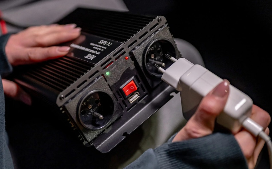 Как выбрать инвертор для автомобиля: советы водителям