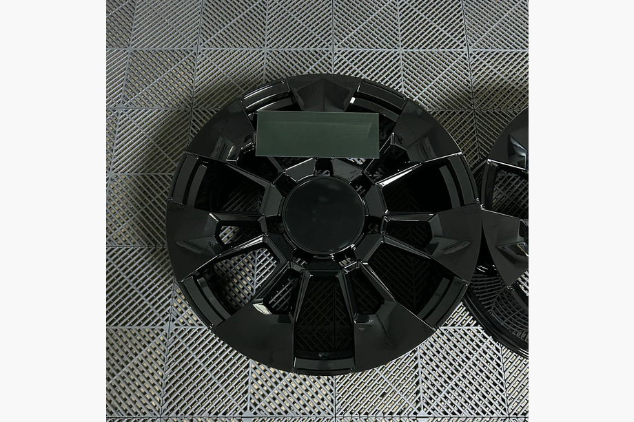 BMW XM G09 2022- гг. Кованые диски OEM R22 V2 (комплект 4 шт) Image