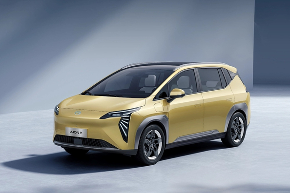 Обзор электрического кроссовера GAC Aion Y Plus