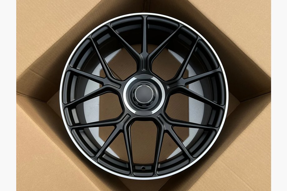 Mercedes AMG GT C190/R190 2014-2022 гг. Кованые диски OEM R19 V2 (комплект 4 шт) Фото 1