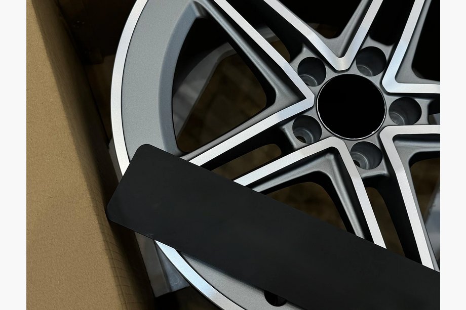 Mercedes CLS C218 2011-2018 гг. Кованые диски OEM R18 (комплект 4 шт) Фото 7