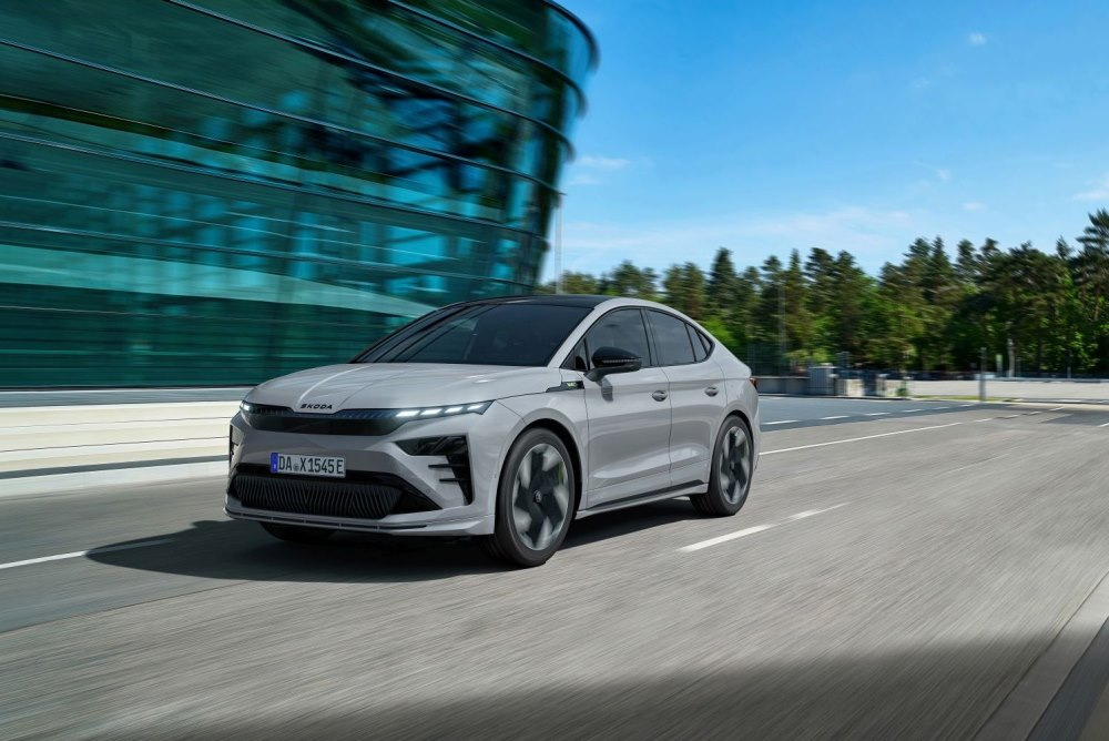 Обзор Skoda Enyaq Coupe RS 2025: спортивное электрокупе после обновления