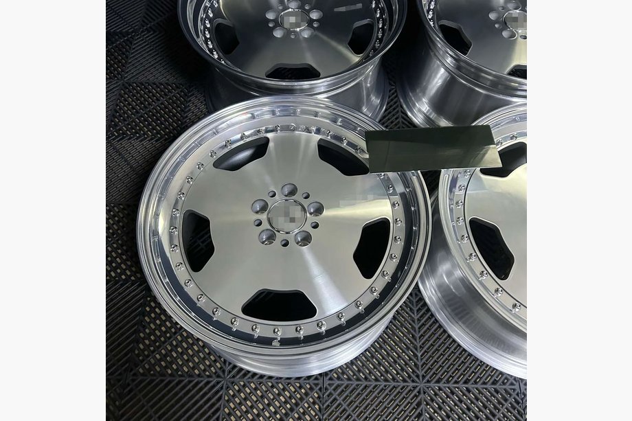 Mercedes SL R230 2001-2011 гг. Кованые диски OEM R19 (комплект 4 шт.) Фото 2