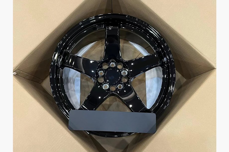 Nissan Skyline 1998-2002 гг. Кованые диски OEM R19 (комплект 4 шт.) Фото 1