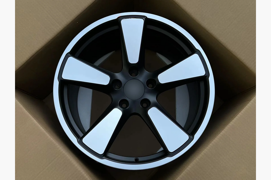 Porsche 911 (997) 2004–2012 гг. Кованые диски OEM R20 V2 (комплект 4 шт) Image
