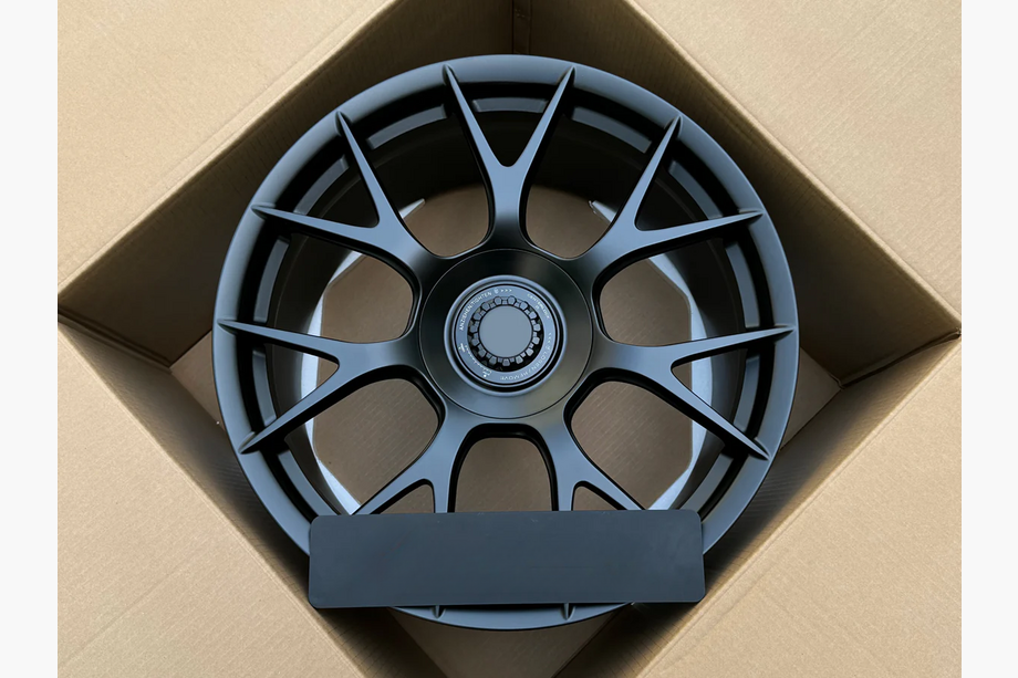 Porsche 911 (991) 2011–2019 гг. Кованые диски OEM R20 V1 (комплект 4 шт) Image
