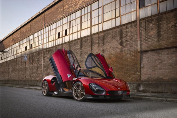 Обзор Alfa Romeo 33 Stradale 2023