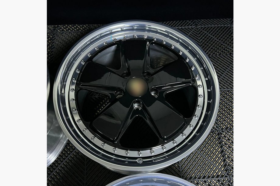 Porsche 911 (991) 2011–2019 гг. Кованые диски OEM R20 V5 (комплект 4 шт) Image