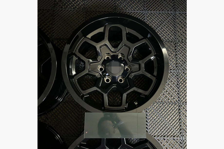 Toyota Hilux 2015- гг. Кованые диски OEM R17 (комплект 4 шт) Image
