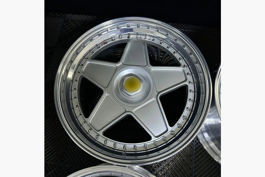 Ferrari F430 Кованые диски OEM R20 (комплект 4 шт) Image