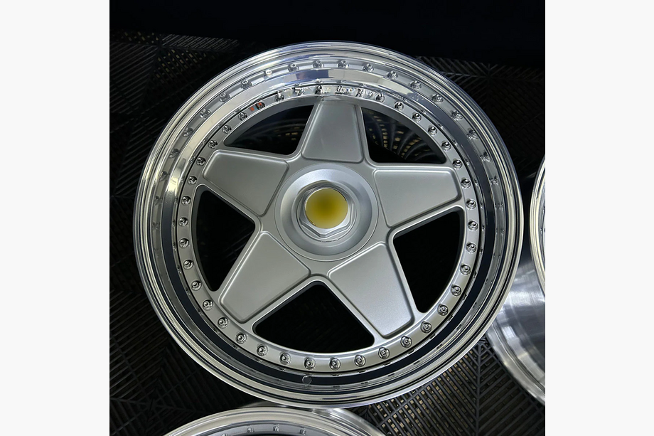Ferrari F430 Кованые диски OEM R20 (комплект 4 шт) Image