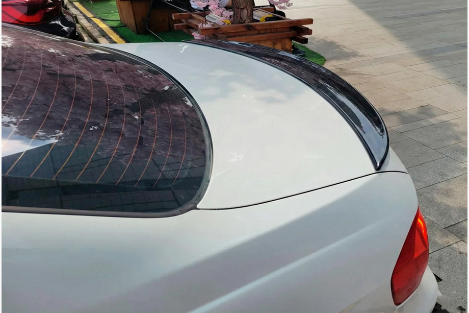 BMW 3 серия E90/E91 2005-2011 гг. Спойлер MP-Style (для E90, Черный Глянец) Image