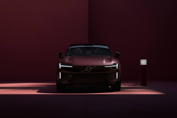 Volvo ES90 (V551) 2025: Обзор электрического лифтбека