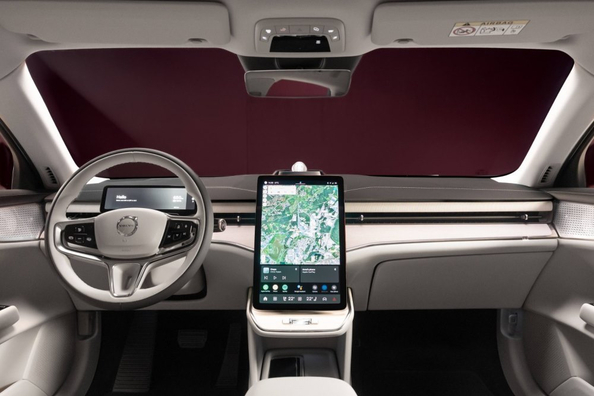Volvo ES90 (V551) 2025: Обзор электрического лифтбека фото 5
