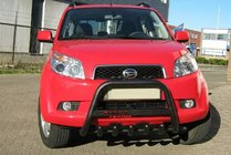 Daihatsu Terios 2006-2017 гг. Передняя дуга WT004 Черная (нерж. сталь) фото 1