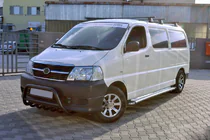 Toyota HiAce Кенгурятник WT003 Черный Нержавейка фото 3