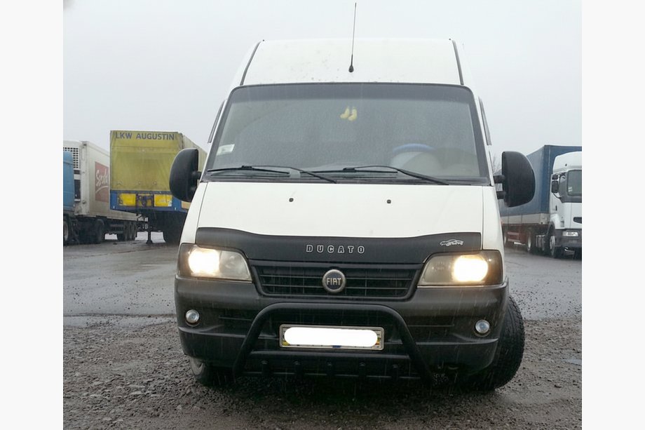 Fiat Ducato 1995-2006 гг. Кенгурятник WT003 Черный (Нержавеющая сталь) Image