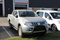 Mitsubishi L200 2015-2024 гг. Кенгурятник WT003 Черный Нержавейка фото 6