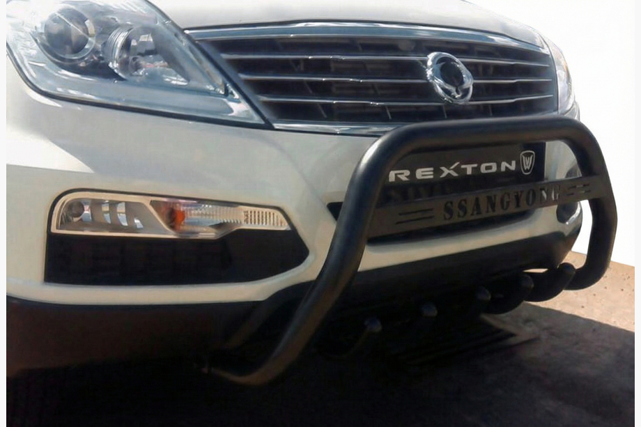 SsangYong Rexton I 2001-2017 гг. Кенгурятник WT004 Черный (Нержавейка) Image