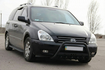 Kia Carnival 2002-2013 гг. Кенгурятник WT004 Черный (Нержавейка) фото 2