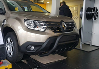 Renault Duster 2018-2024 гг. Кенгурятник без надписи WT003 Черный (нерж.) фото 8