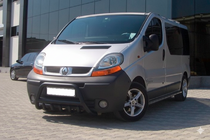 Opel Vivaro 2001–2015 гг. Кенгурятник WT003 Черный (Нержавеющая сталь) фото 3