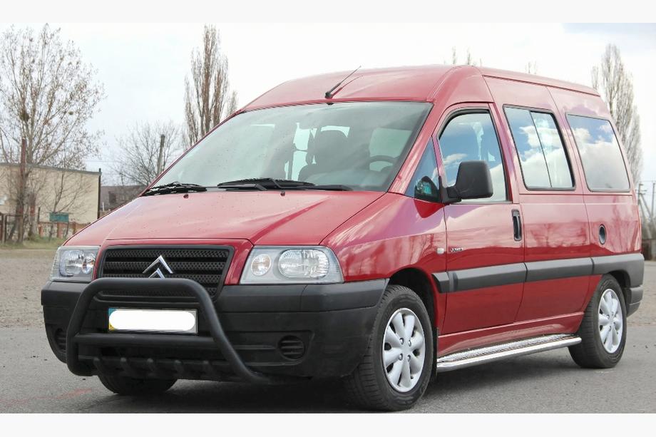 Citroen Jumpy 1996-2007 гг. Кенгурятник WT003 Черный Нержавейка Image