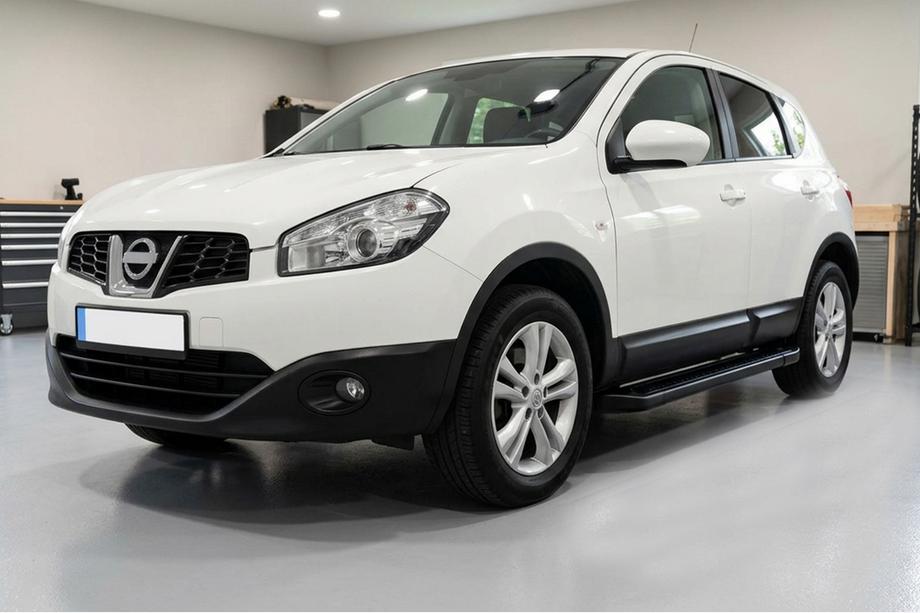 Nissan Qashqai 2010-2014 гг. Боковые Подножки Allmond Black (2 шт., Алюминий) Фото 1