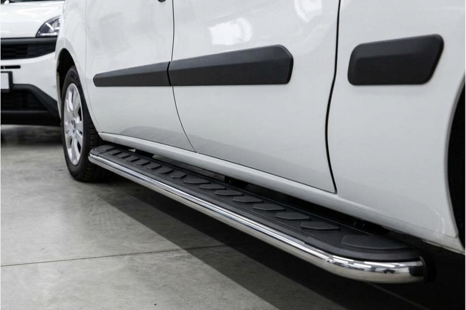 Opel Combo 2012-2018 гг. Боковые Подножки Maydos V1 (2 шт., Алюминий и Нержавейка) Image