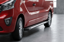 Nissan Primastar 2002-2014 гг. Боковые Подножки Line (2 шт., Алюминий) фото 1
