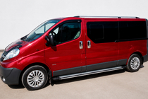 Renault Trafic 2001–2015 гг. Боковые Подножки Rainbow (2 шт., Алюминий) Длинная База фото 2