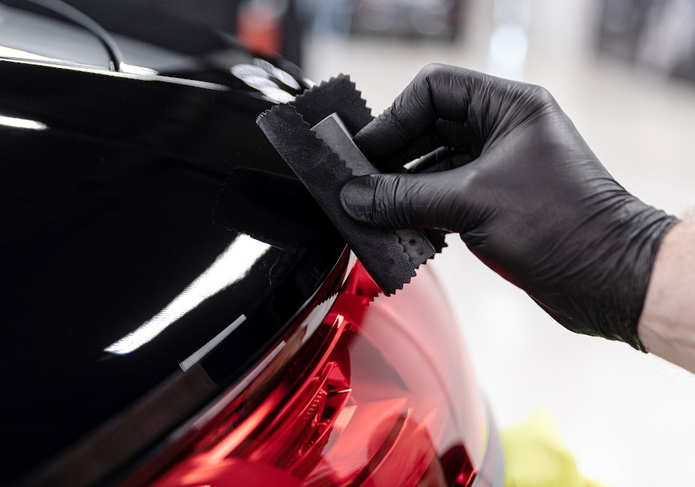 Как правильно нанести гидрофобное покрытие на автомобиль
