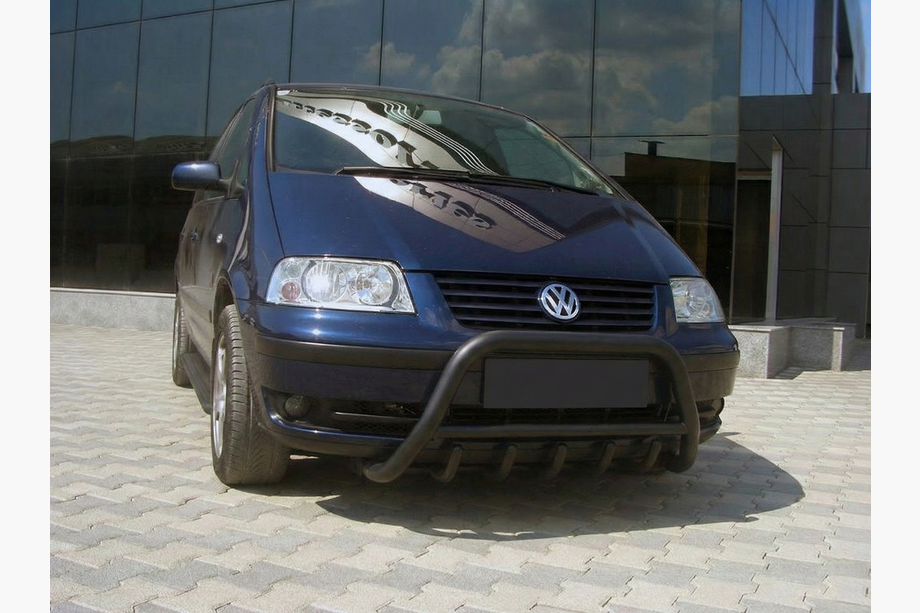 Volkswagen Sharan 2010-2023 гг. Кенгурятник WT003 Black (нерж) Image