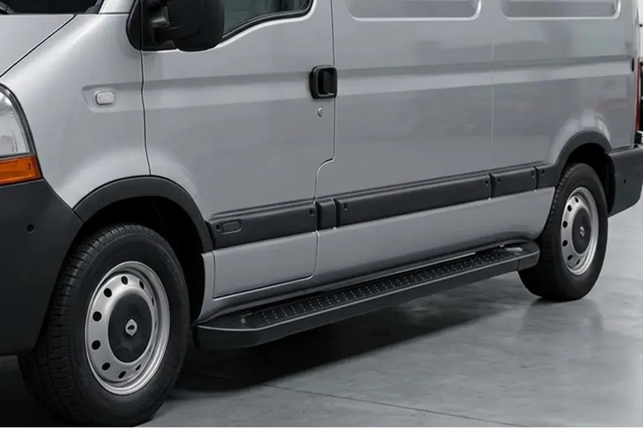 Renault Master 1998-2010 гг. Боковые Подножки Allmond Black (2 шт., Алюминий) Короткая База