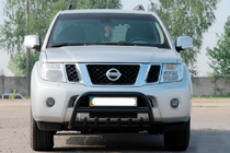 Nissan Navara 2006-2015 гг. Кенгурятник WT008 Black (нерж) фото 2