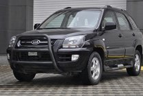 Kia Sportage 2004-2010 гг. Кенгурятник WT018 Black (нерж.) фото 1