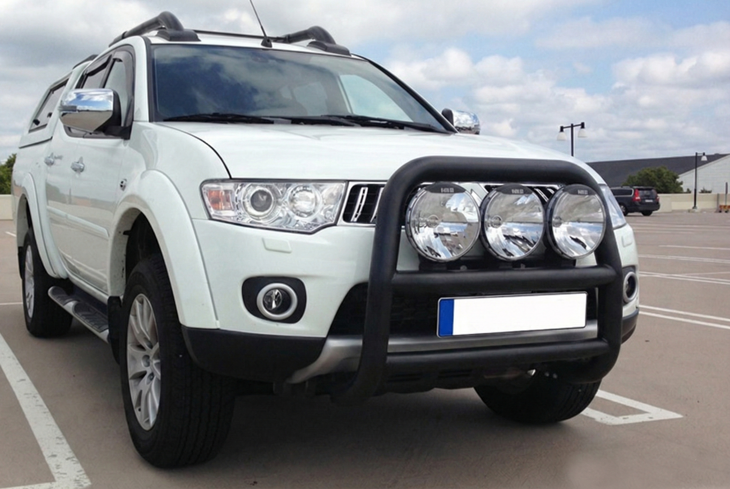 Кенгурятник WT018 Black (нерж.) для Mitsubishi L200 2006-2015 рр