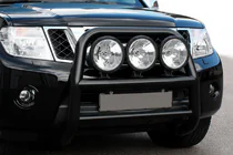 Nissan Navara 2006-2015 гг. Кенгурятник WT018 Black (нерж) фото 1